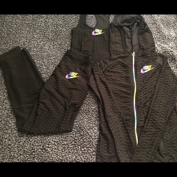 Nike sweatsuits - Picture 1 of 1